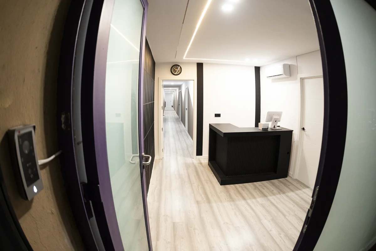 Recepción discreta habitaciones por horas Barcelona